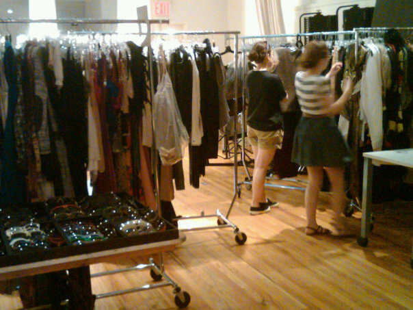 The Fashion Girl's Guide Today: March 8, 2011