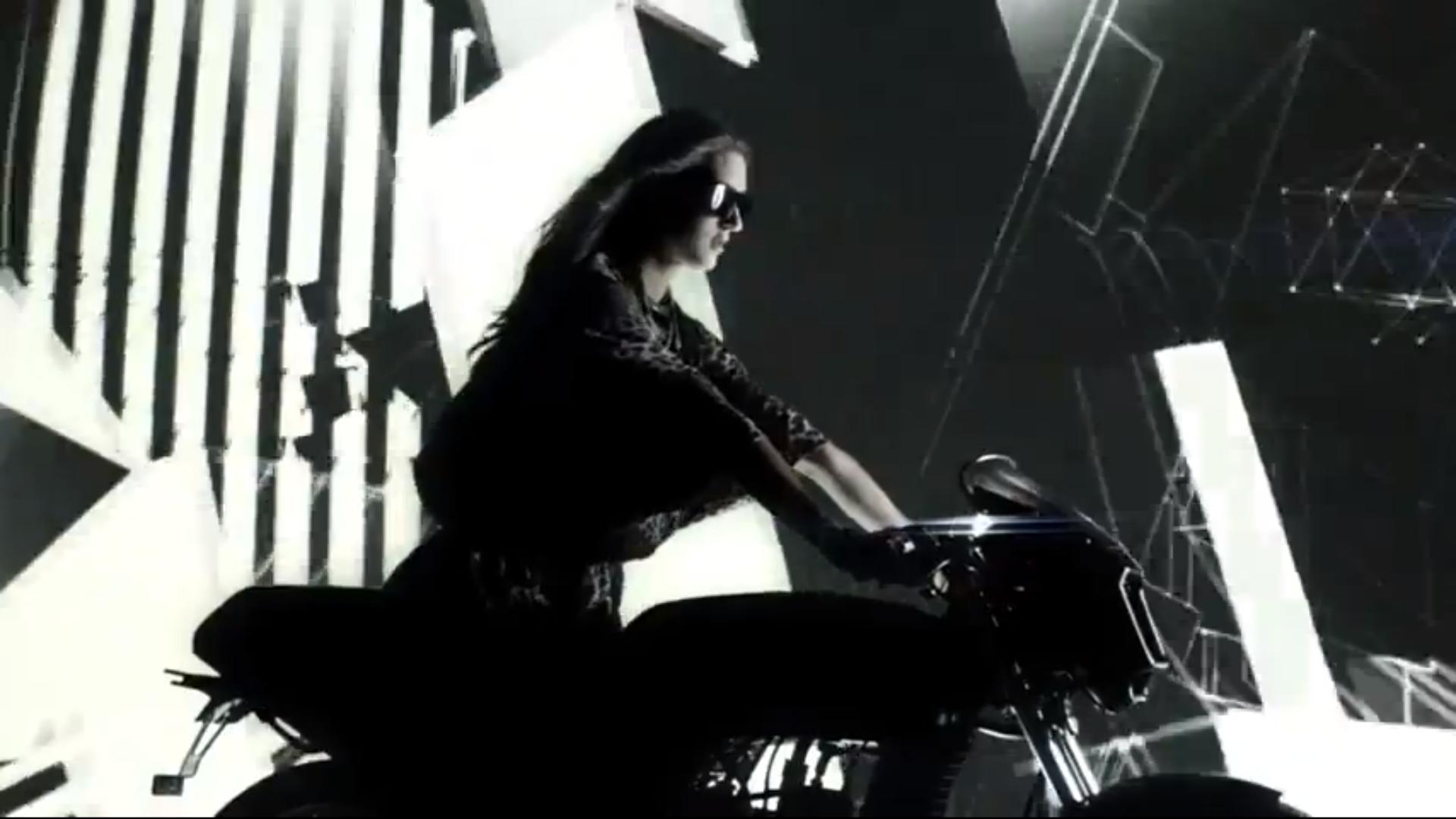 Buzz Cut: 'Aroused' Tom Vek (Semi-NSFW VIDEO)