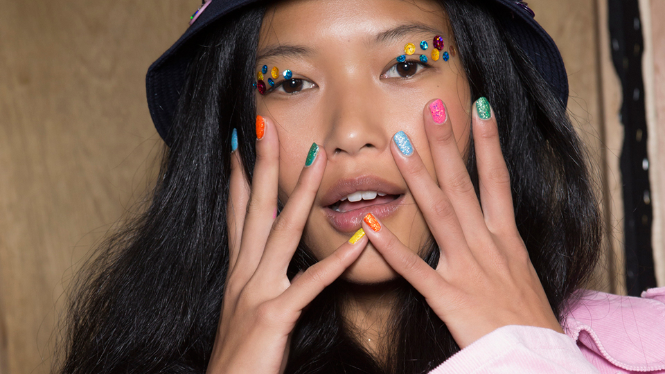 '90s Halloween Costumes Relevant in 2023 & How To Pull 'Em Off