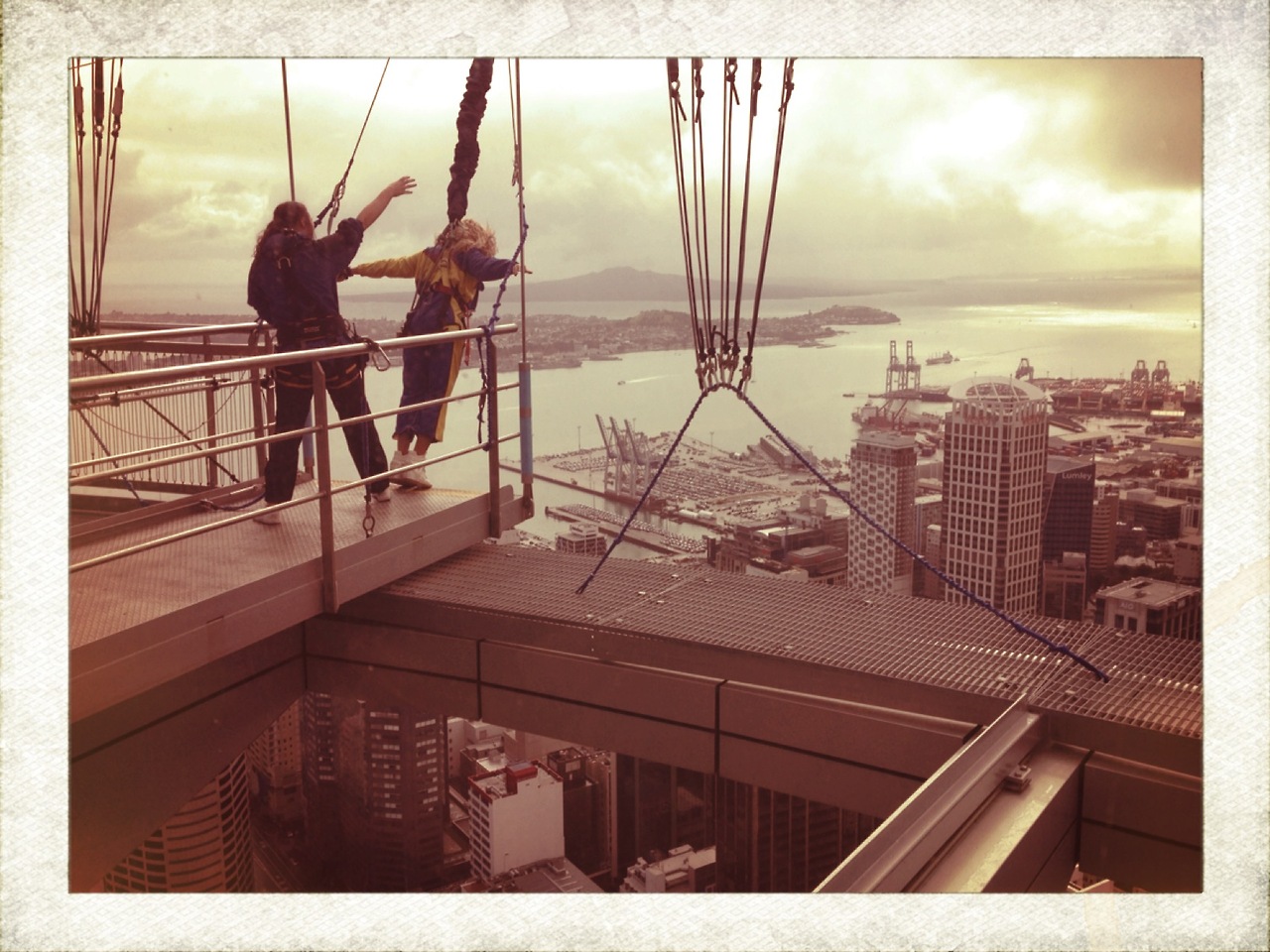 beyonce base jumping 2
