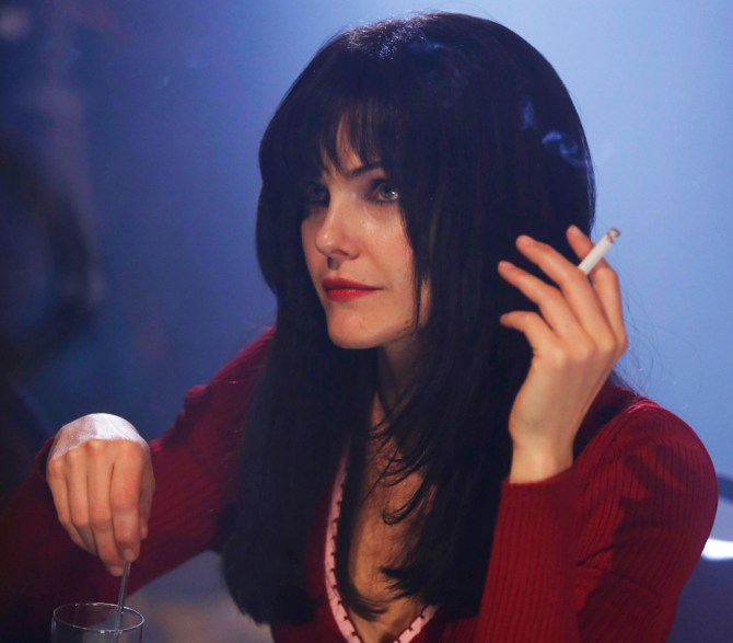 Keri Russell disguise "The Americans"