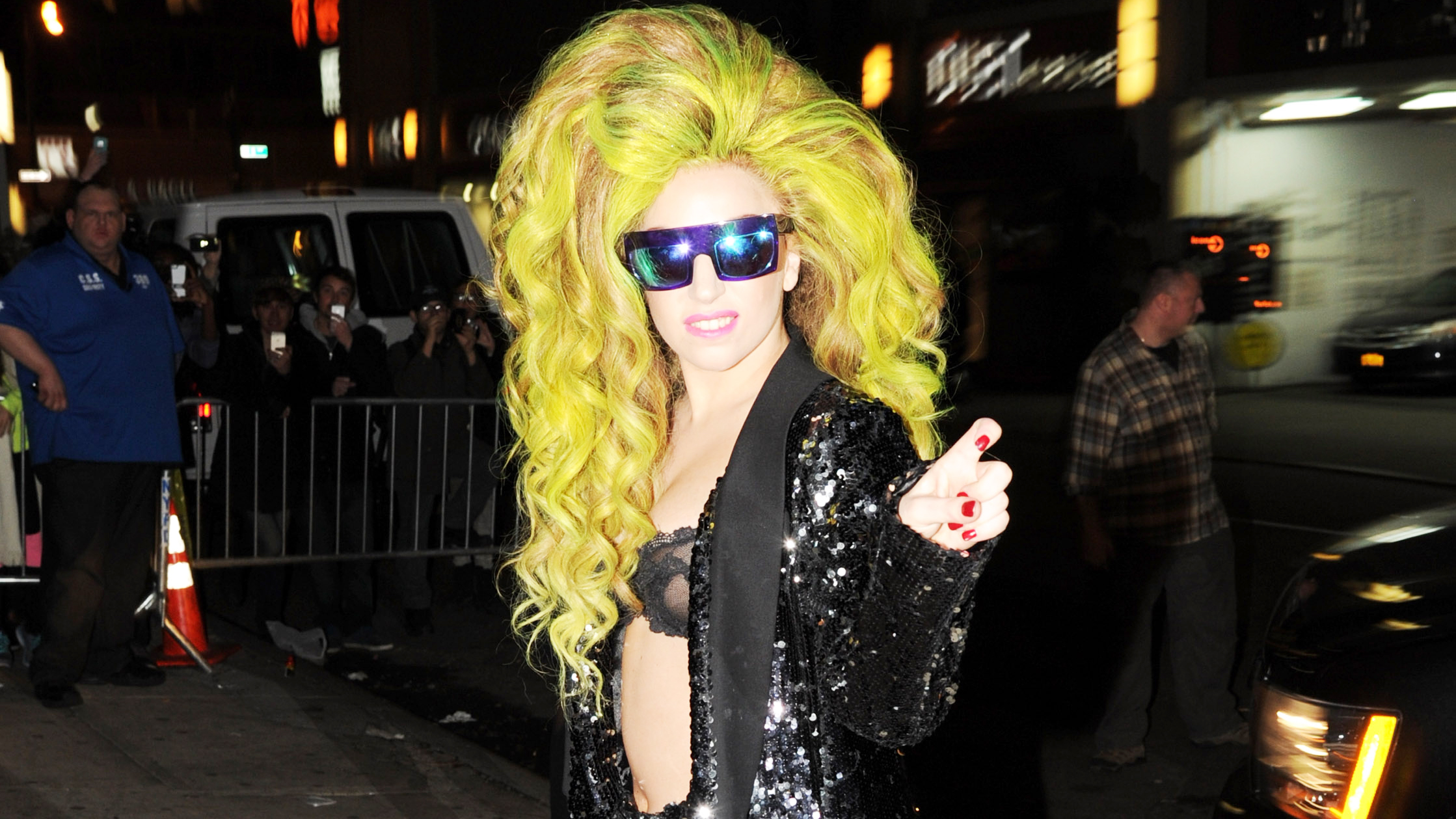 Saks Fifth Avenue Wants to Sell Modern Fashion Brands Like Alex Wang