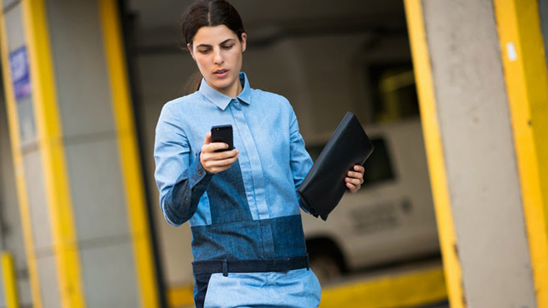 Why Isn't He Asking You Out? Experts Weigh In