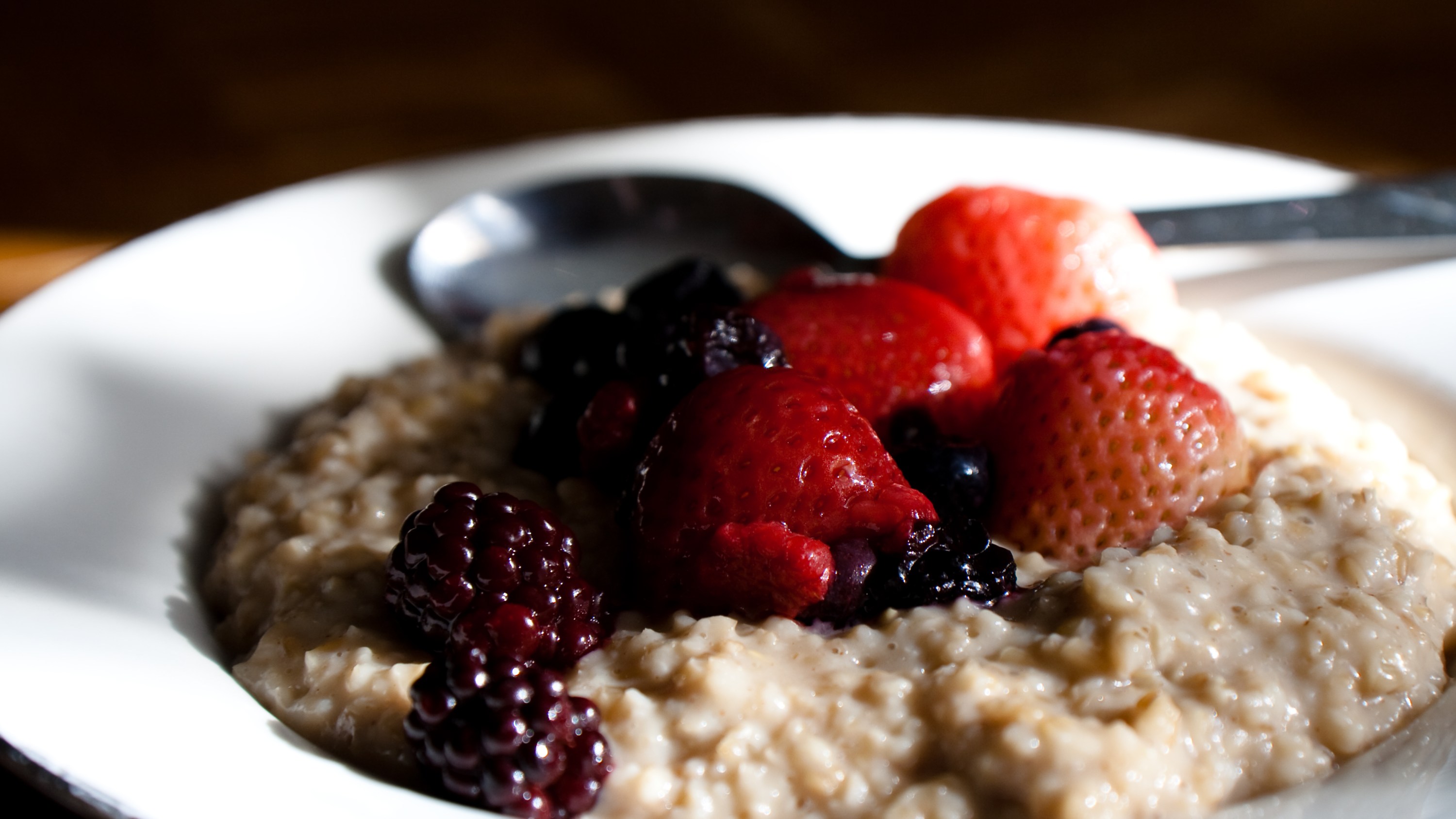 How to Stop Nails From Peeling