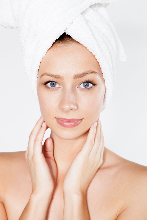 6 Times To Shop For Beauty Online (And 4 Times You Never Should)