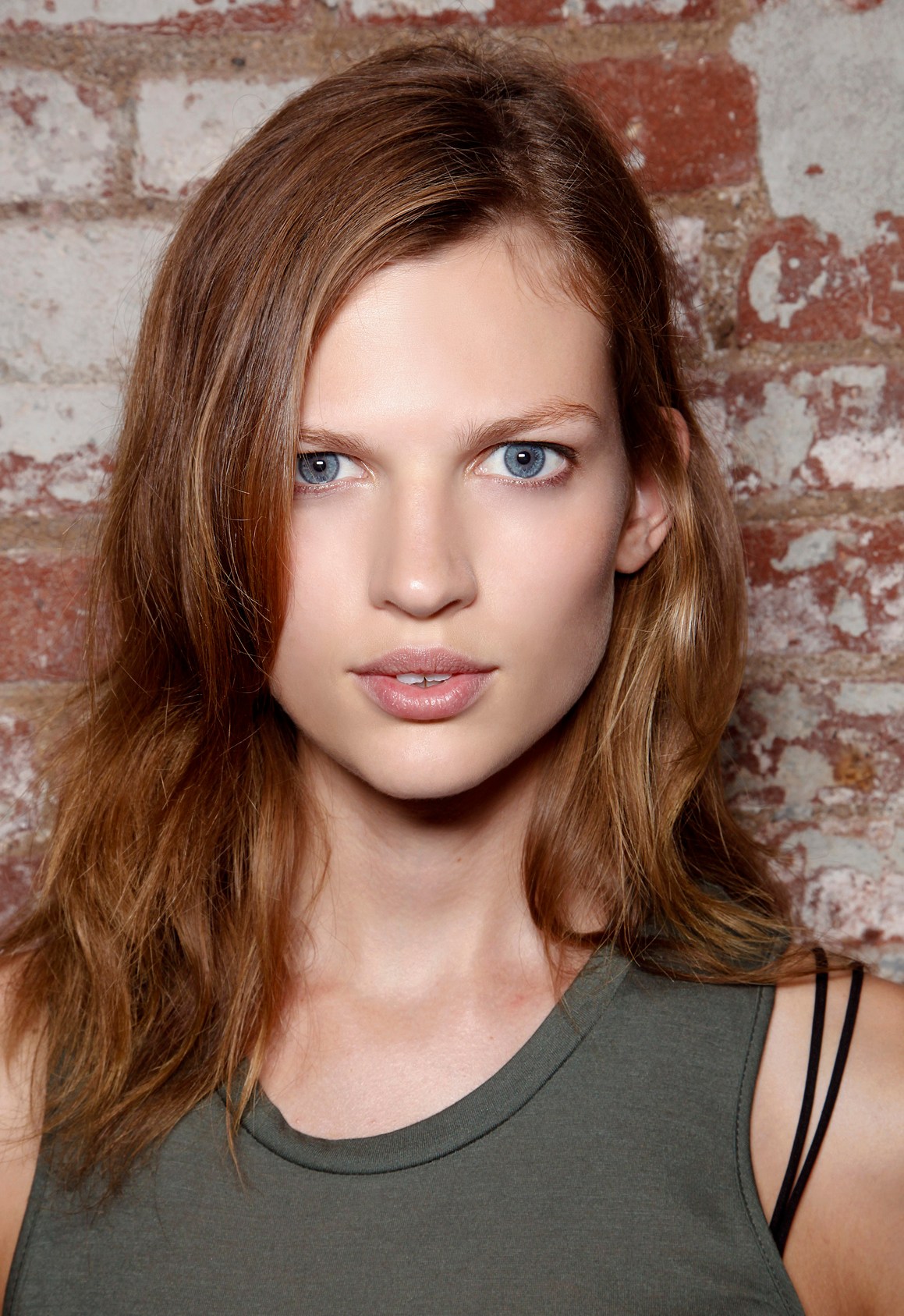 Beach Waves Hair How To: Get the Look Without the Beach