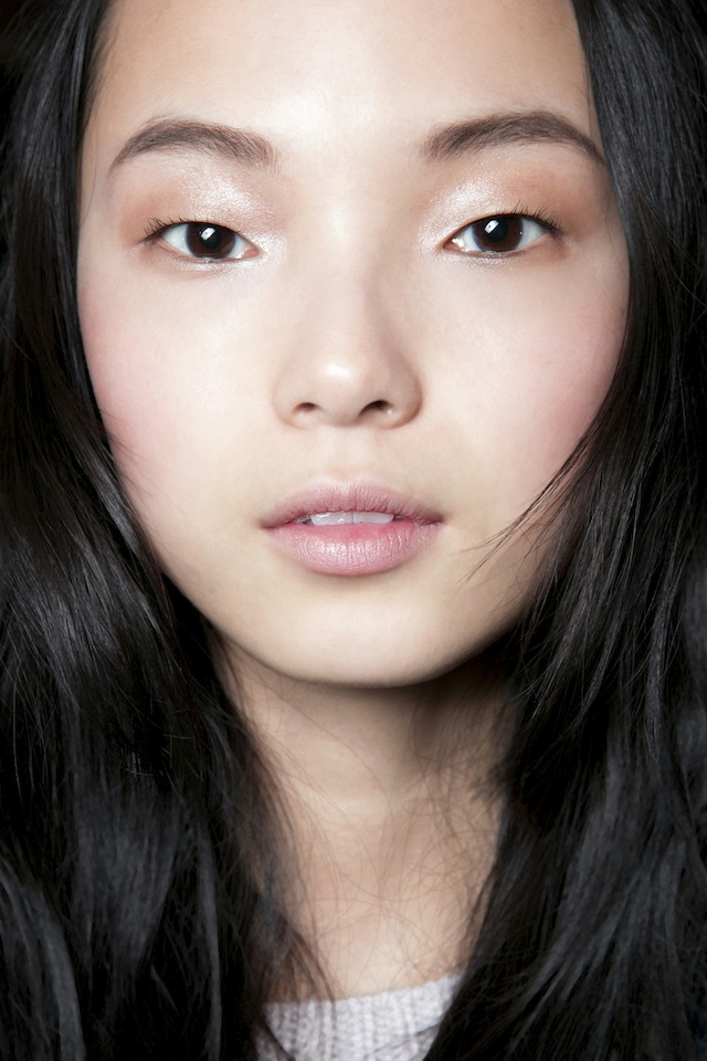 6 Times To Shop For Beauty Online (And 4 Times You Never Should)