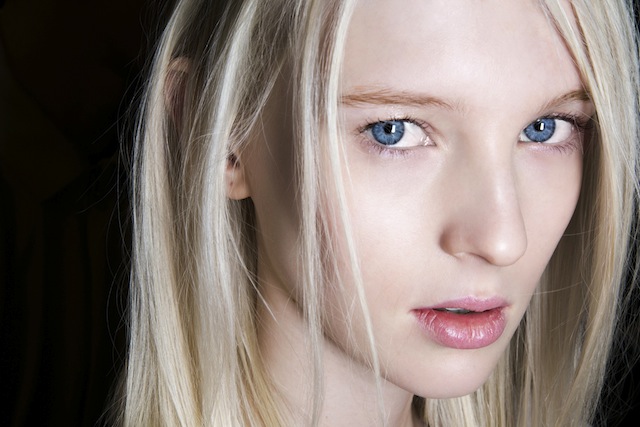 How You Should Be Applying Sunscreen