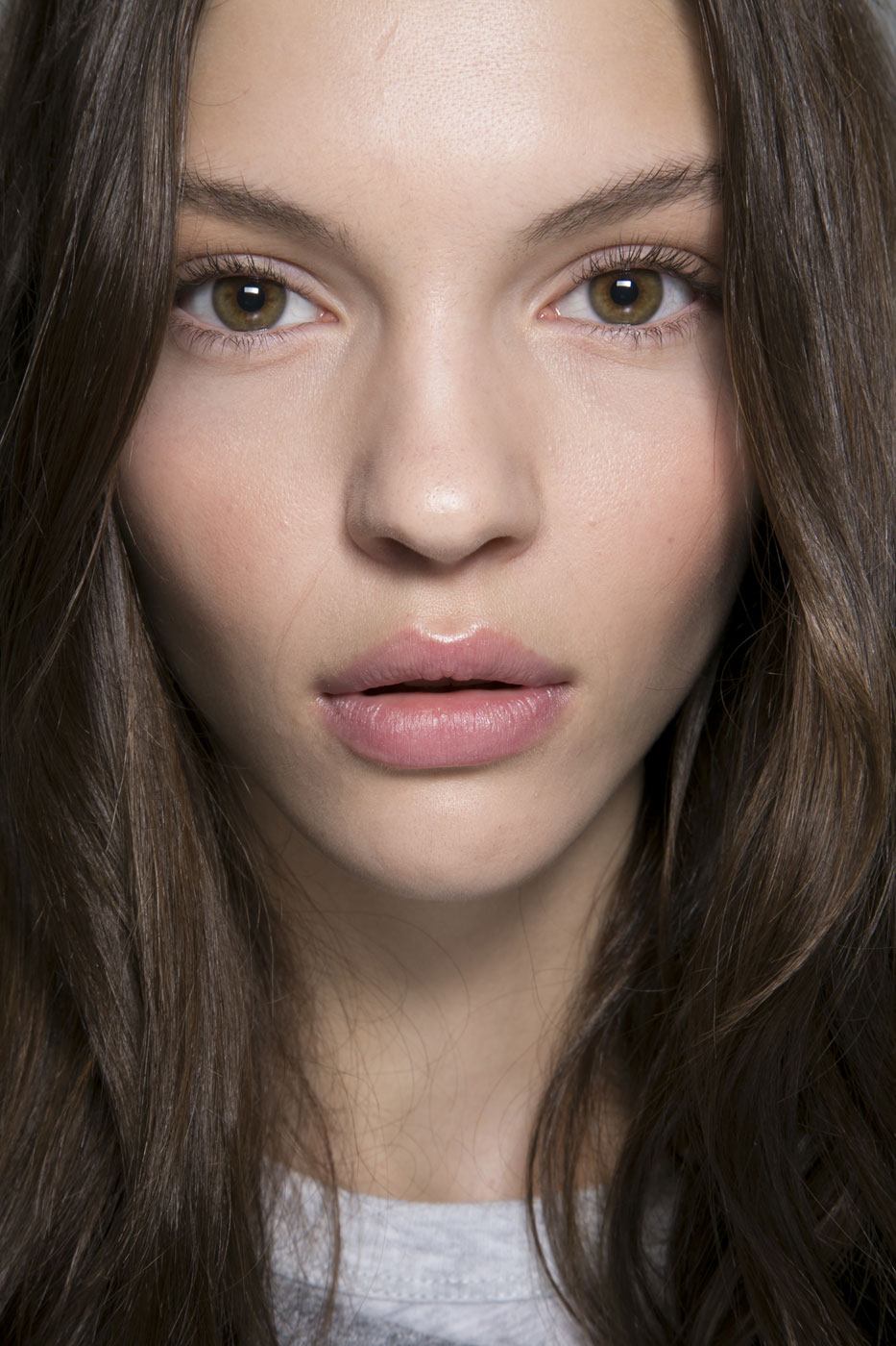 6 Times To Shop For Beauty Online (And 4 Times You Never Should)