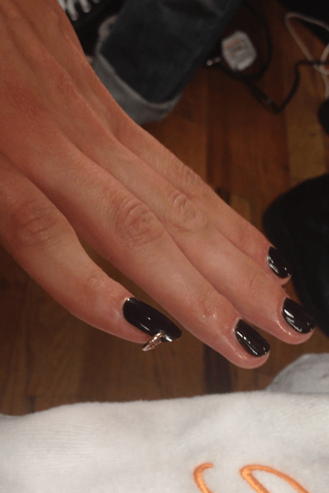 Pierced Nails: We Break Down the Trend