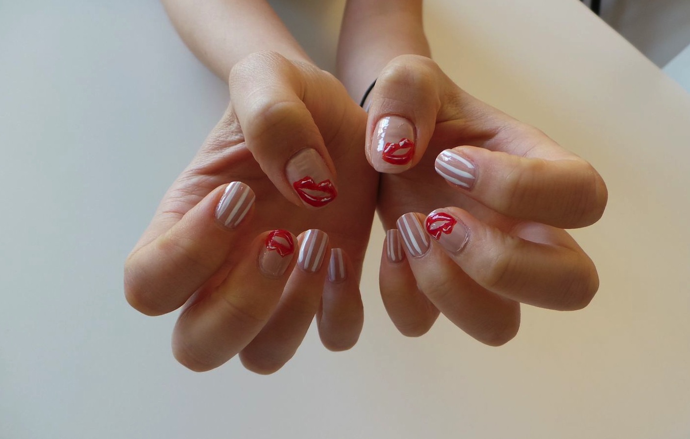 YouTube Vlogger: Cassandra Bankson