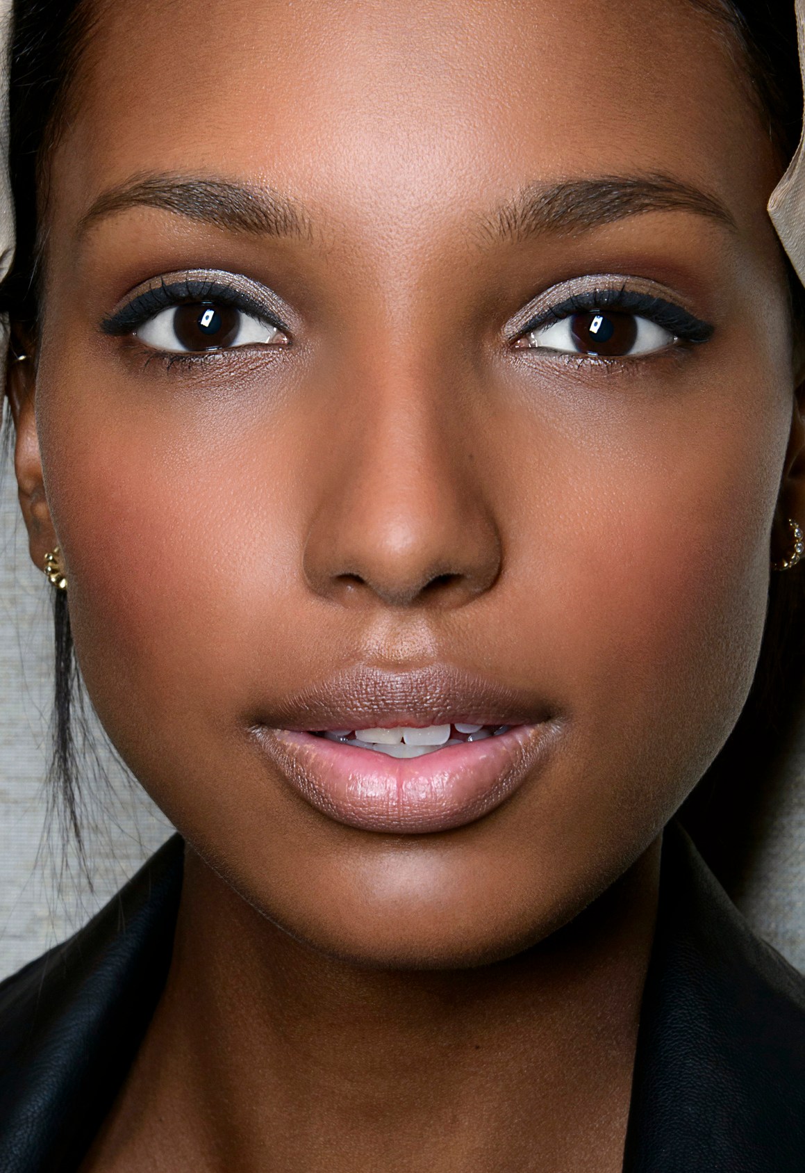 20 Makeup Tips That Will Blow Your Mind