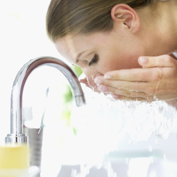 Tips to Look Better in Selfies