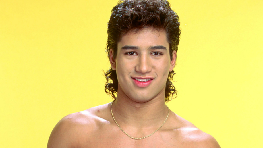 '90s Halloween Costumes Relevant in 2023 & How To Pull 'Em Off