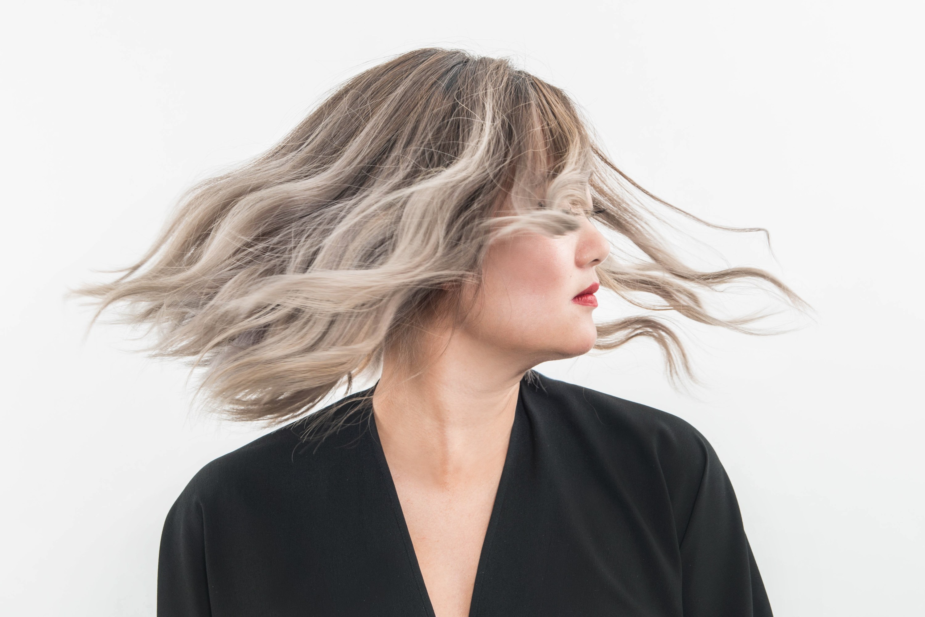 9 Best Root Cover-Up Products That Seriously Work