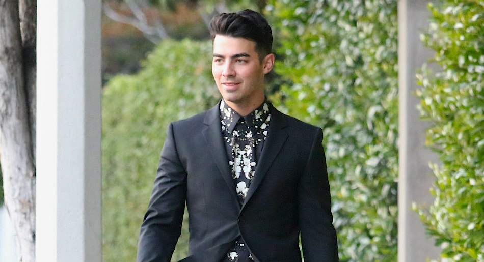 Priyanka Chopra Wears Lipstick Named After Nick Jonas's Ex, Miley Cyrus, at Wedding