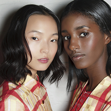 5 Must-Have Products for Dewy Skin