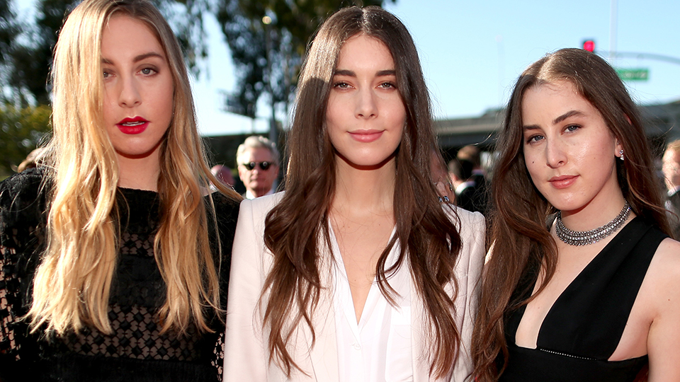 HAIM Fires Agent After Being Paid 10 Times Less Than Man