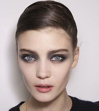 Game Changer: The Best Drugstore Highlighter