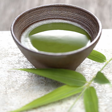 What Happened When I Started Using Honey to Wash My Face