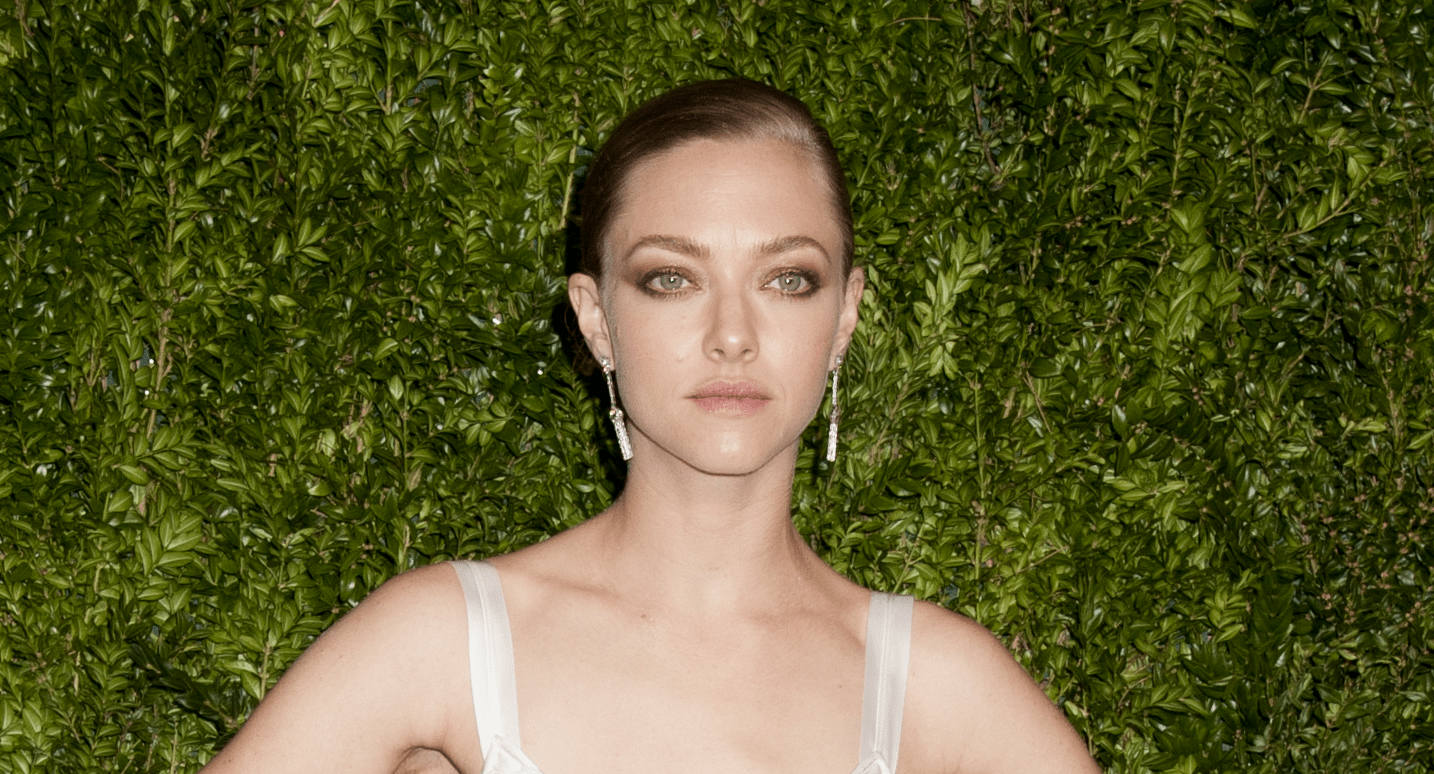 Amanda Seyfried Engaged—and She's Only Been Dating Him 6 Months!