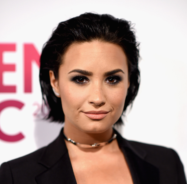 demi-lovato-confidence