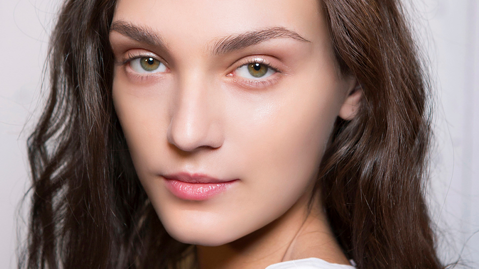 Diamond Brows Are the New Brow Trend