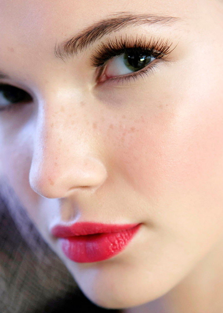 how-long-people-spend-on-makeup