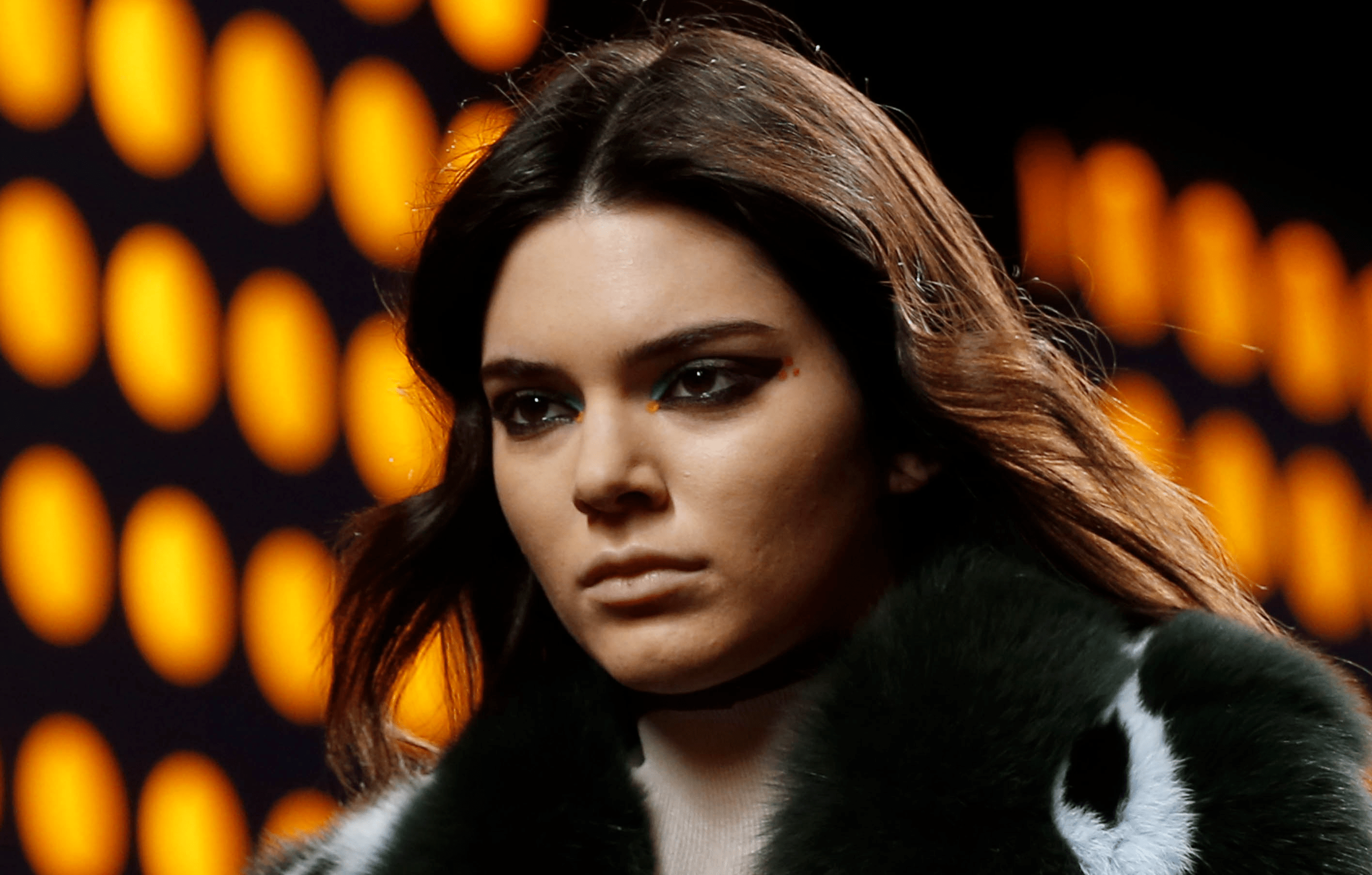 Kendall Jenner Unrecognizable with Platinum Hair