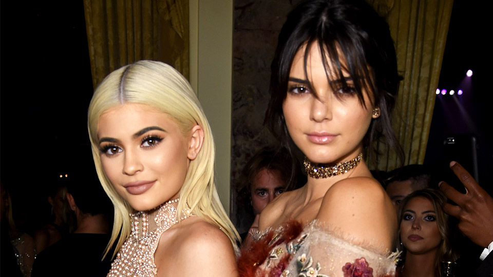 kendall-kylie-slushie-facial