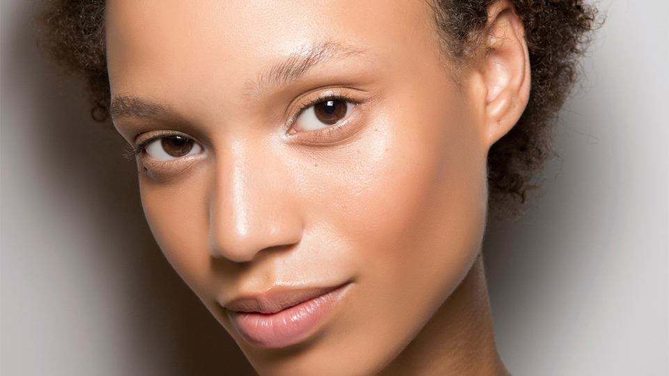 The Best Tea Tree Oil & Mint Shampoos For Healthy Hair