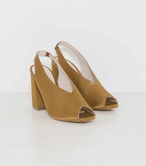 The Internet Would Like You To Replace Your Shoes With These: Intentionally Blank Slate Slingback