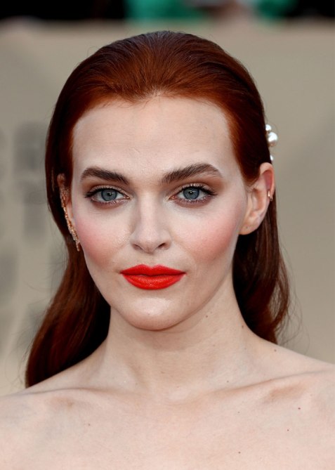 STYLECASTER | 2018 Sag Awards Beauty Looks | Madeline Brewer