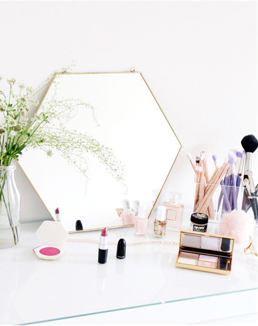 makeup-storage-sophies-makeup