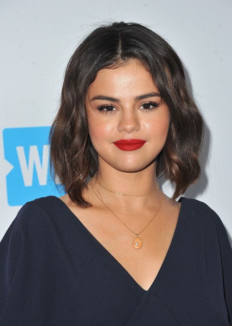 STYLECASTER | Celebrity Hair Highlights | Selena Gomez