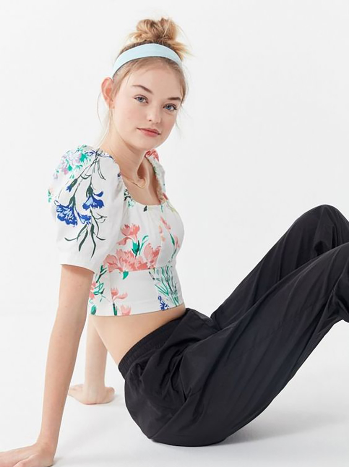 STYLECASTER | Puff-Sleeve Pieces to Shop, Because Nothing Says Spring Like Puffy Sleeves