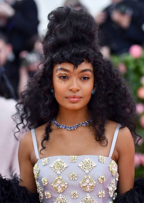 half-up-half-down-yara-shahidi