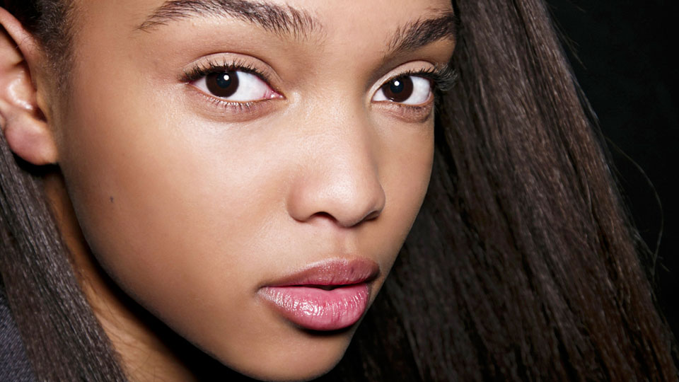 STYLECASTER | Hairline Products That Aren't Edge Control | SheaMoisture Stregthen & Restore Edge Treatment