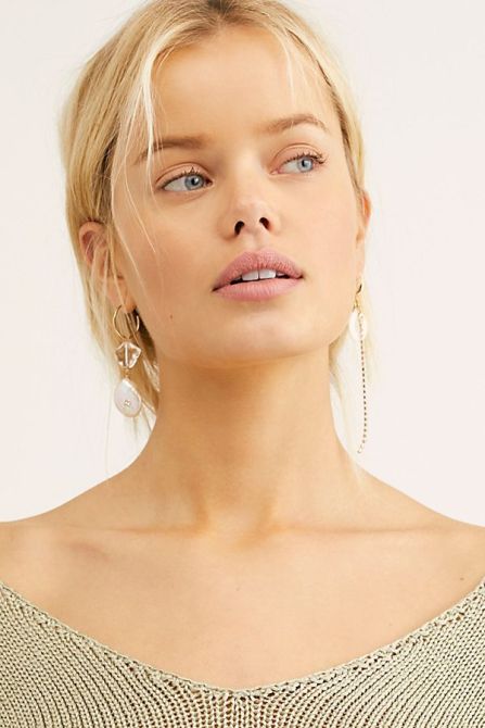 STYLECASTER | Statement Earrings That Look Good With a Cocktail Dress & Even Better With a Jeans & Tee