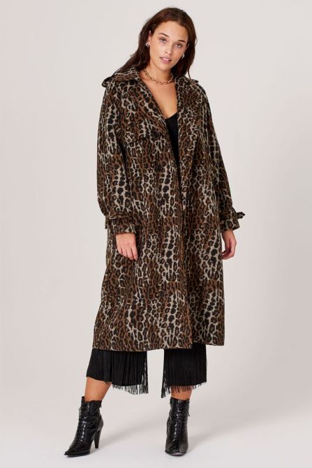 STYLECASTER | Cozy Plus-Size Winter Coats