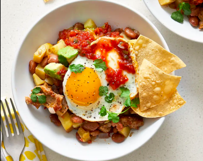 STYLECASTER | 17 Slow-Cooker Breakfasts to Simplify Your Mornings | Burrito Breakfast Bowl