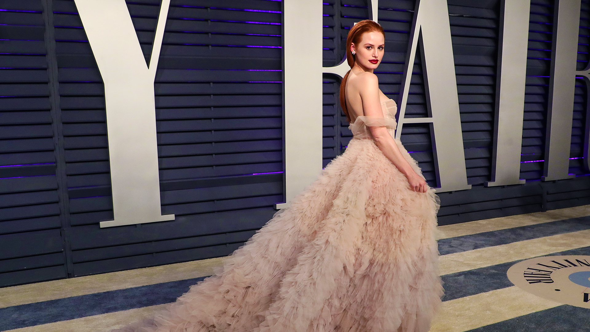 33 of the Best Vanity Fair Oscars Party Looks 2019