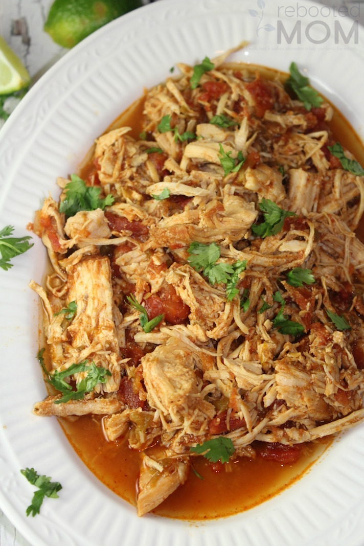 STYLECASTER | 17 Easy Instant Pot Chicken Recipes That'll Save You So Much Time | Shredded Mexican-Style Chicken