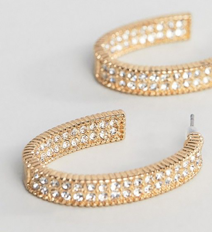 STYLECASTER | Diamonds Are a Girl's Best Friend—Especially If That Girl Is Born in April