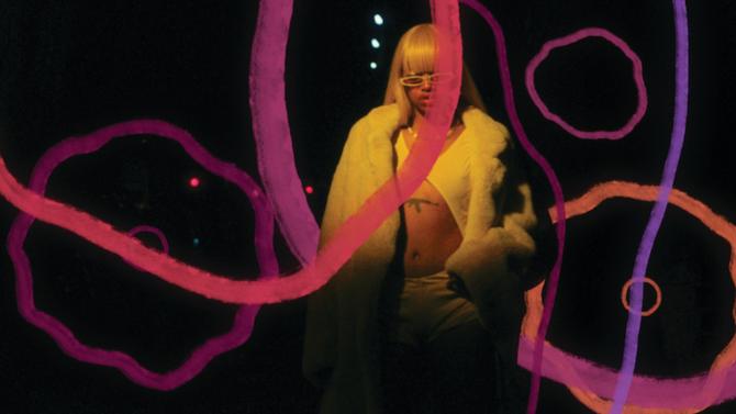 Slick Woods in Goldie 