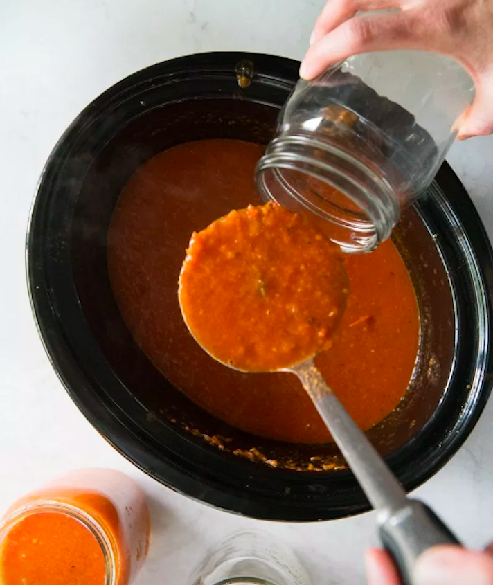 STYLECASTER | 17 Healthy Slow-Cooker Recipes to Add to Your Summer Arsenal | Fresh Tomato Sauce