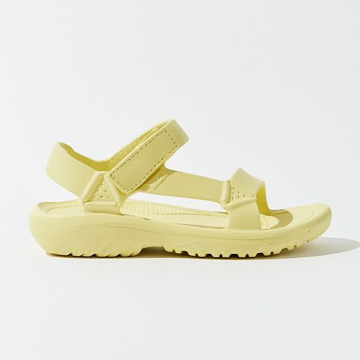 STYLECASTER | Your Everything Guide to the Cute Summer Sandals On Offer Right Now