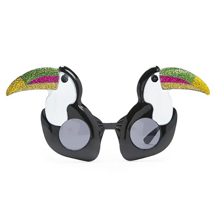 STYLECASTER | Summer Sunglasses Are the Cherry on Top of Any Seasonal Sartorial Sundae