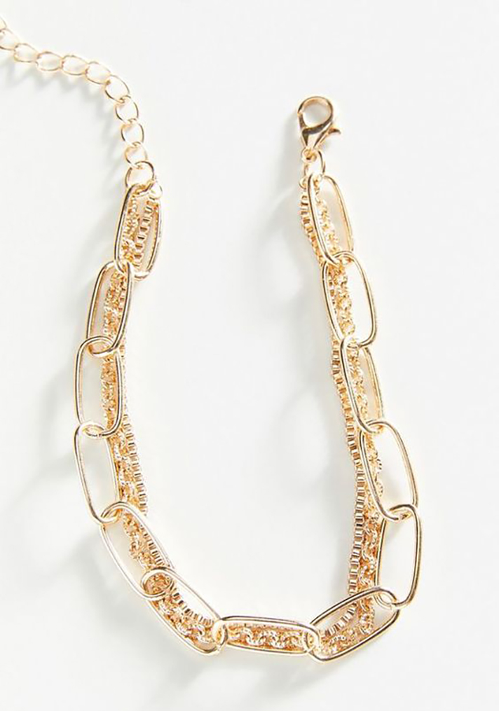 STYLECASTER | Anklets Are Summer 2019's Coolest Jewelry Trend