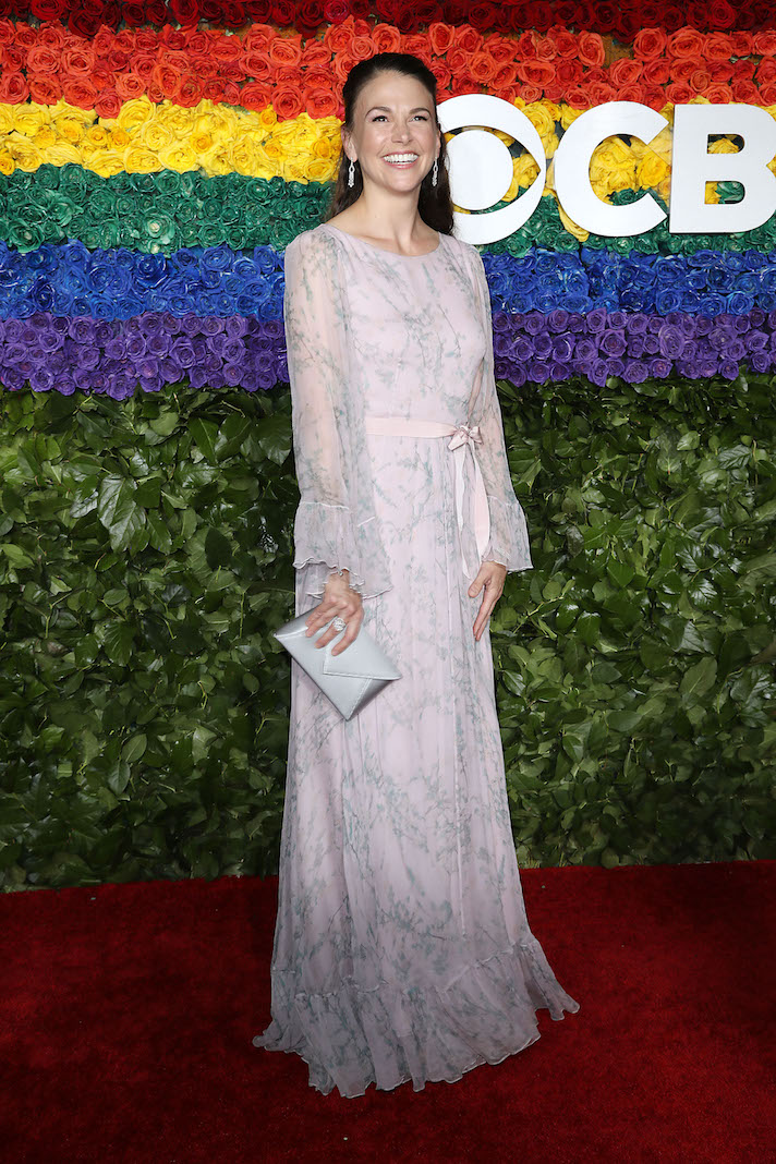 STYLECASTER | Every Incredible Look From the 2019 Tony Awards Red Carpet